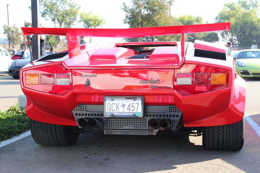 1988 Lamborghini Countach 5000QV in red, rear.jpg