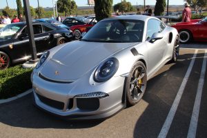 Porsche 911 GT3 in silver, front 3/4 profile