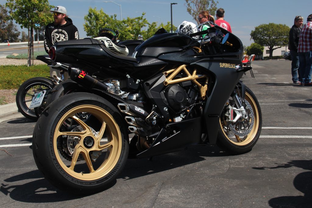MV Agusta Superveloce in black seen from the side